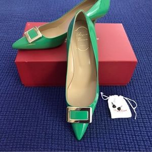 Roger Vivier Privilege New Buckle leather pumps Sz 10B/40